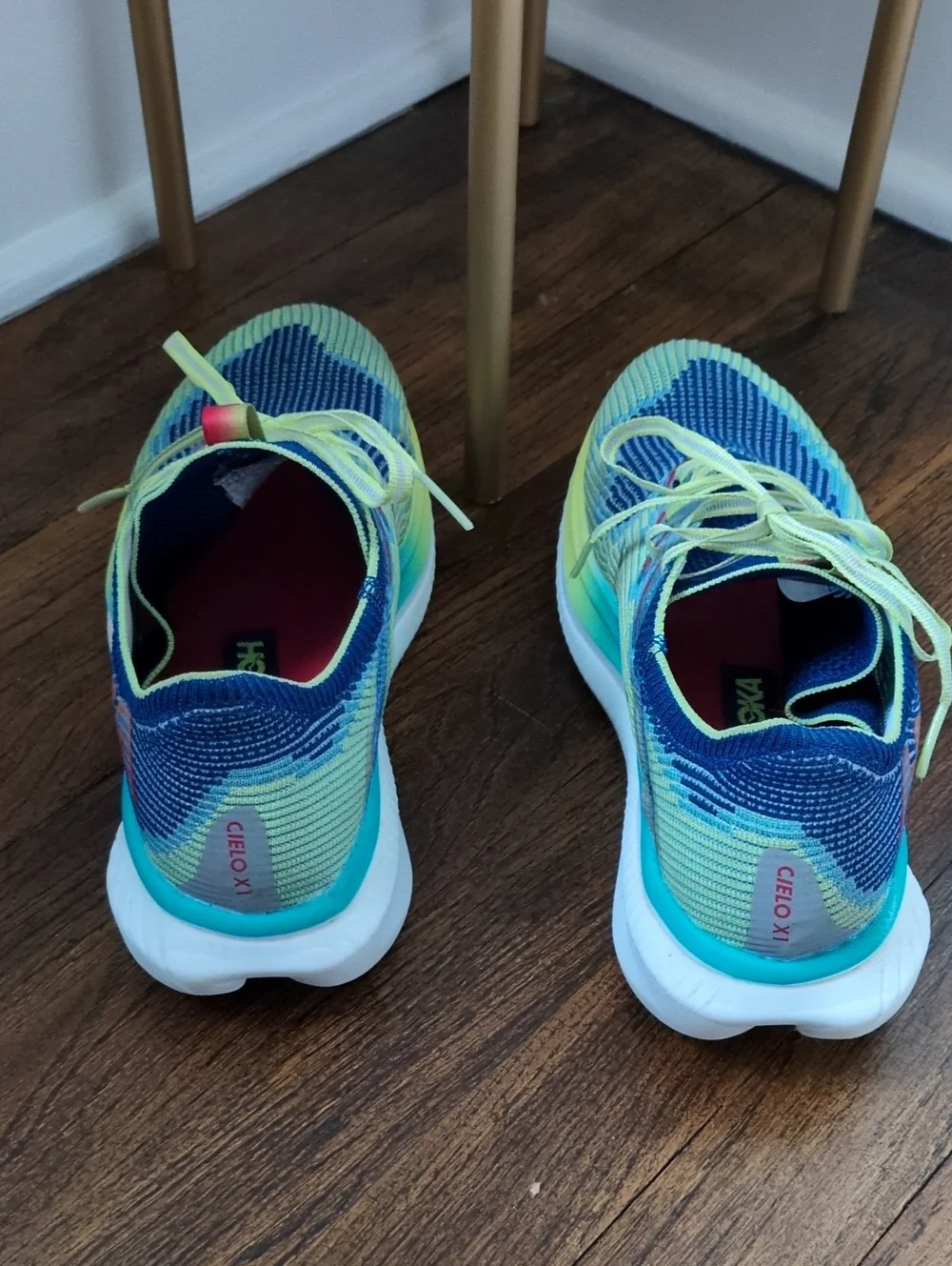 Hoka Cielo X1 1.0 Mens Size 8 or Women's Size 9 Running Marathon